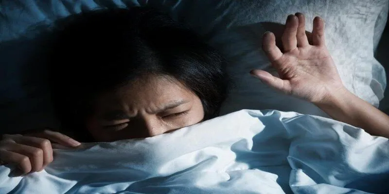 Mơ thấy người chết đánh con gì khi biến thành chim?